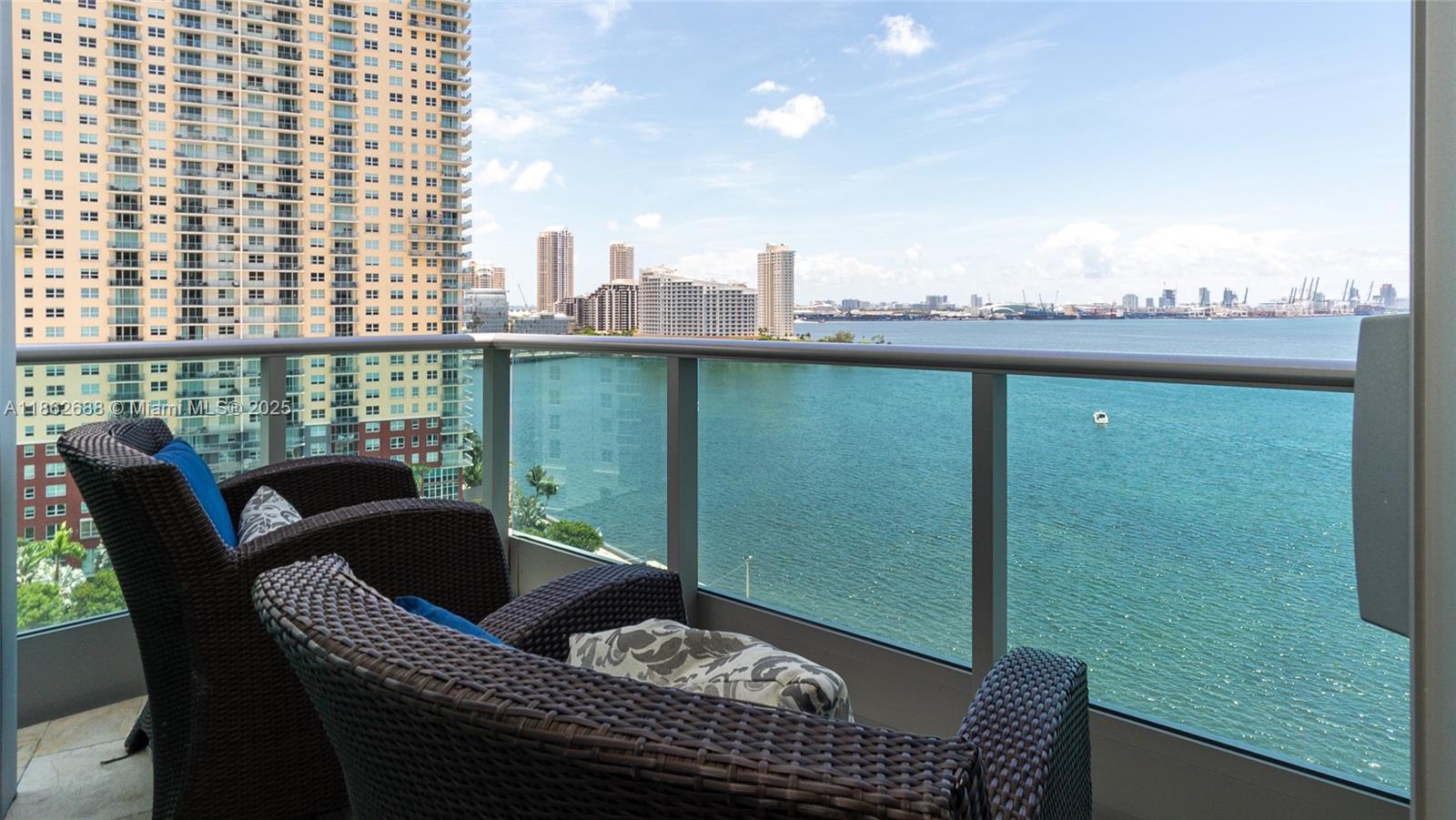 image Jade Residences28
