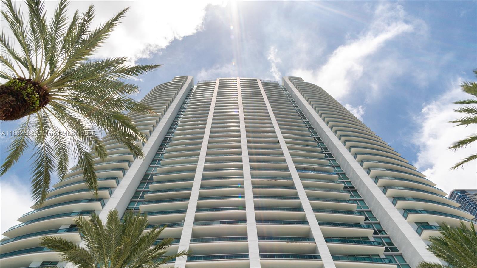 image Jade Residences34