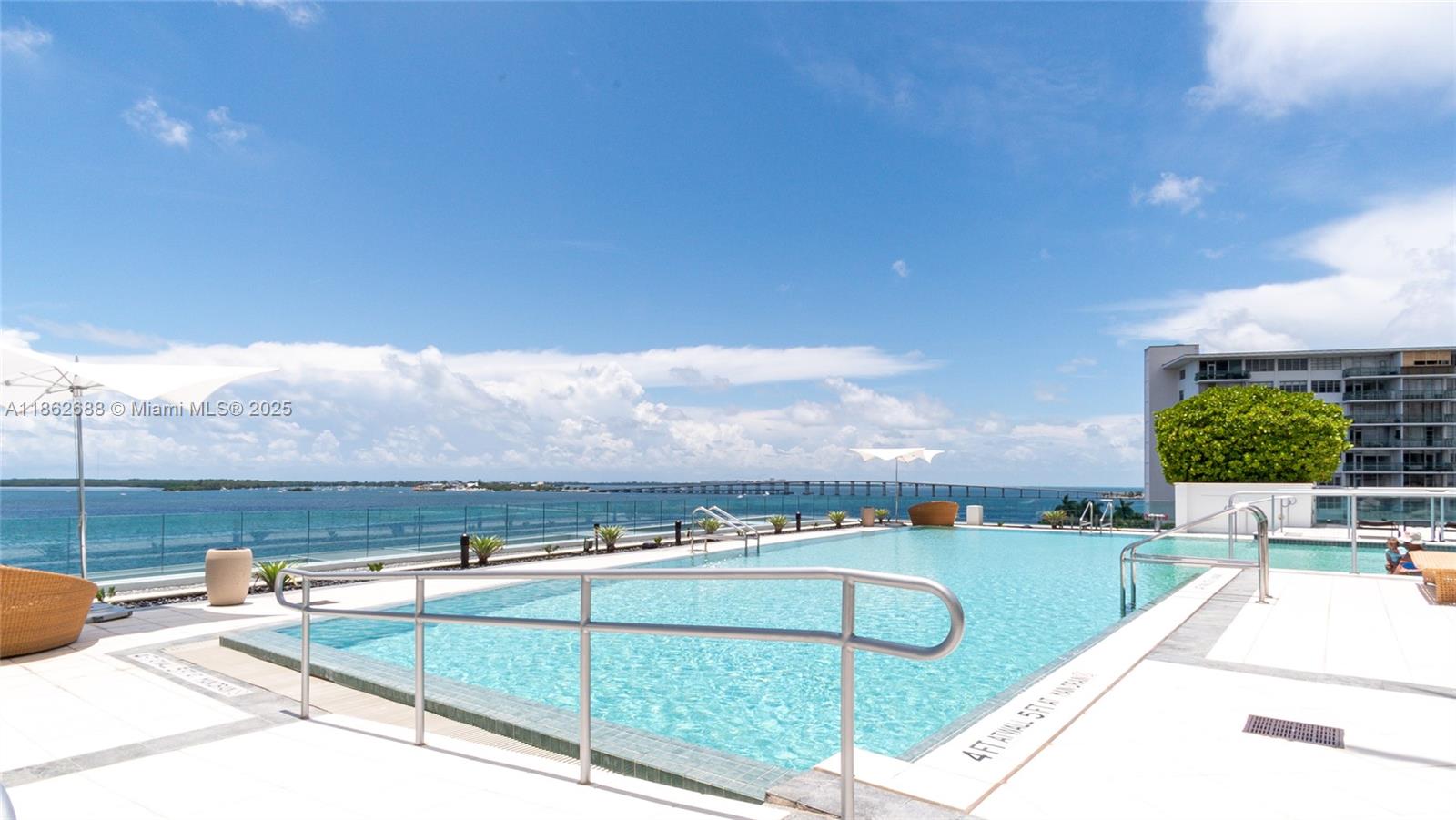image Jade Residences35