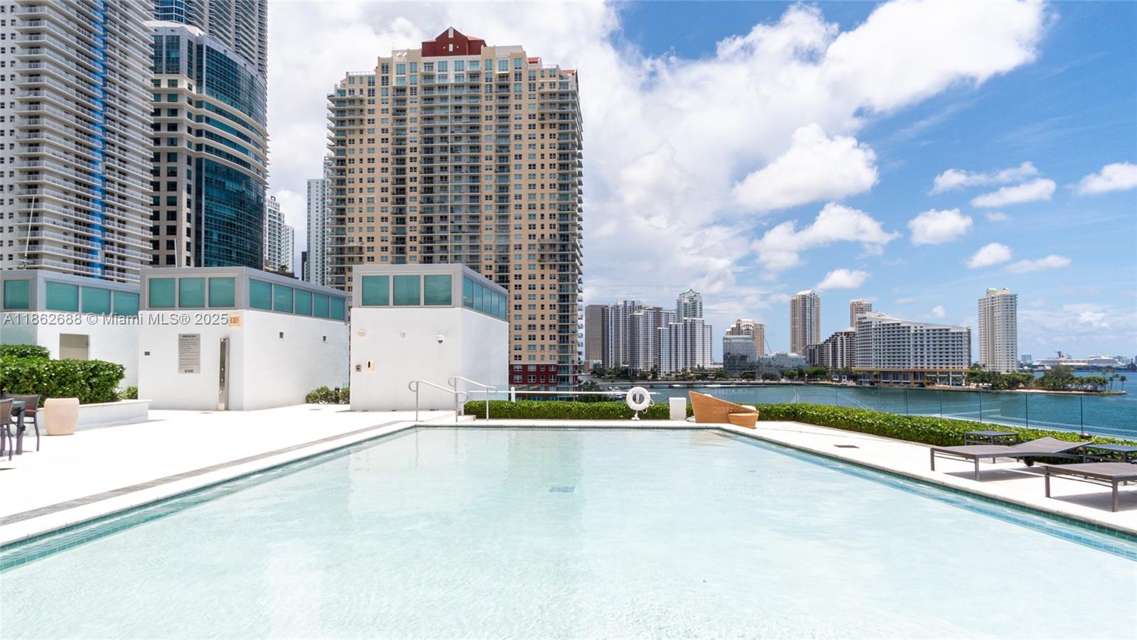 image Jade Residences39