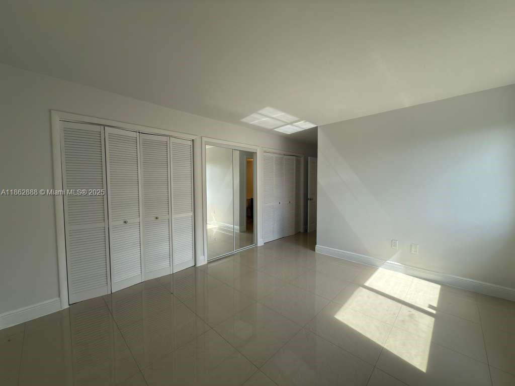 6950 Miami Gdns Dr #2-408 Hialeah, FL 33015