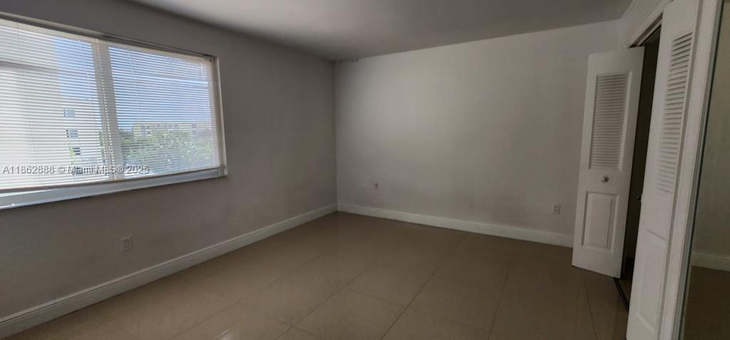 6950 Miami Gdns Dr #2-408 Hialeah, FL 33015