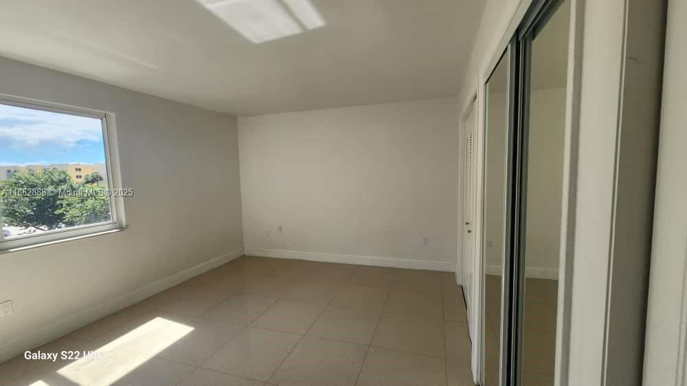 6950 Miami Gdns Dr #2-408 Hialeah, FL 33015