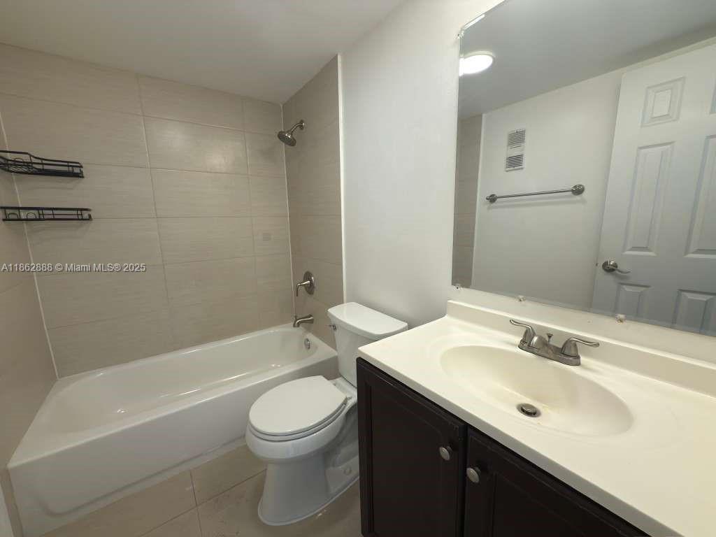 6950 Miami Gdns Dr #2-408 Hialeah, FL 33015