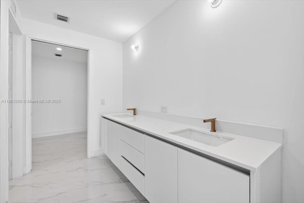 image Aria Reserve Miami South13