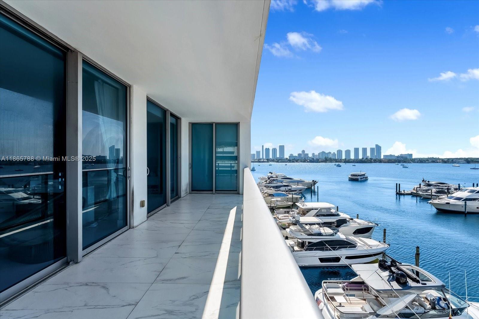 image Marina Palms North7