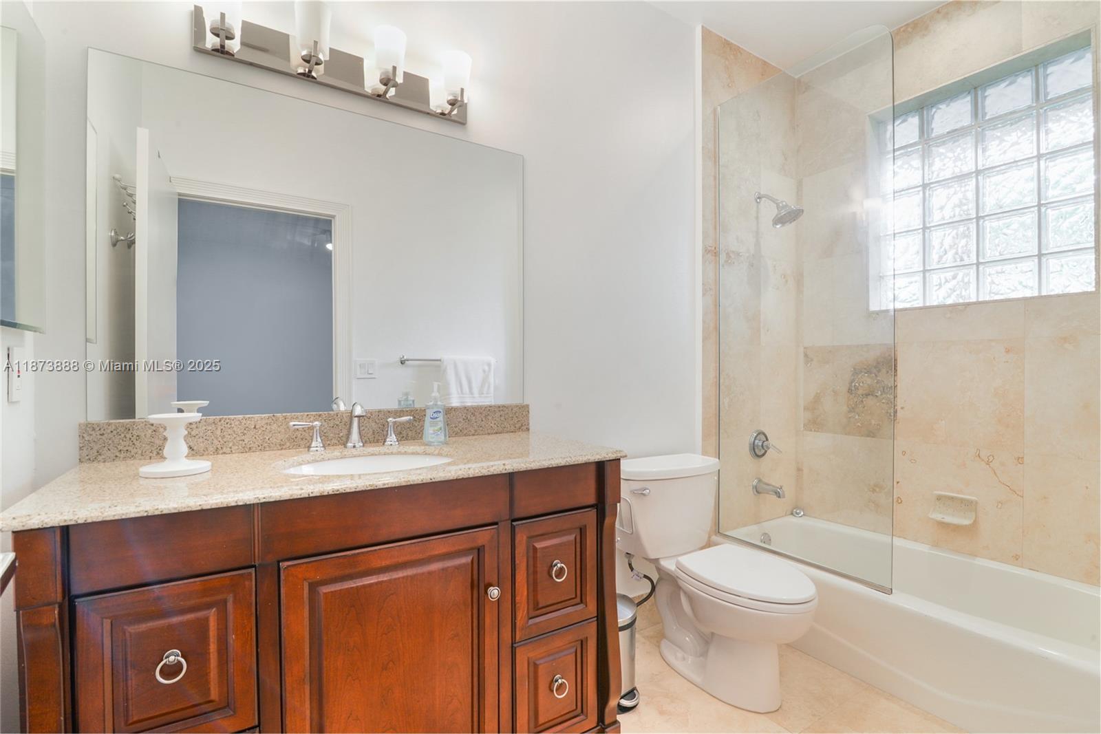 3041 Birkdale Weston, FL 33332