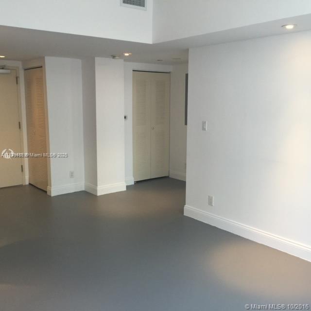 111 E Flagler St #1003 Miami, FL 33131