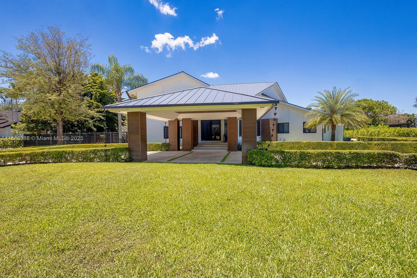 10506 SW 89th Pl Miami, FL 33176