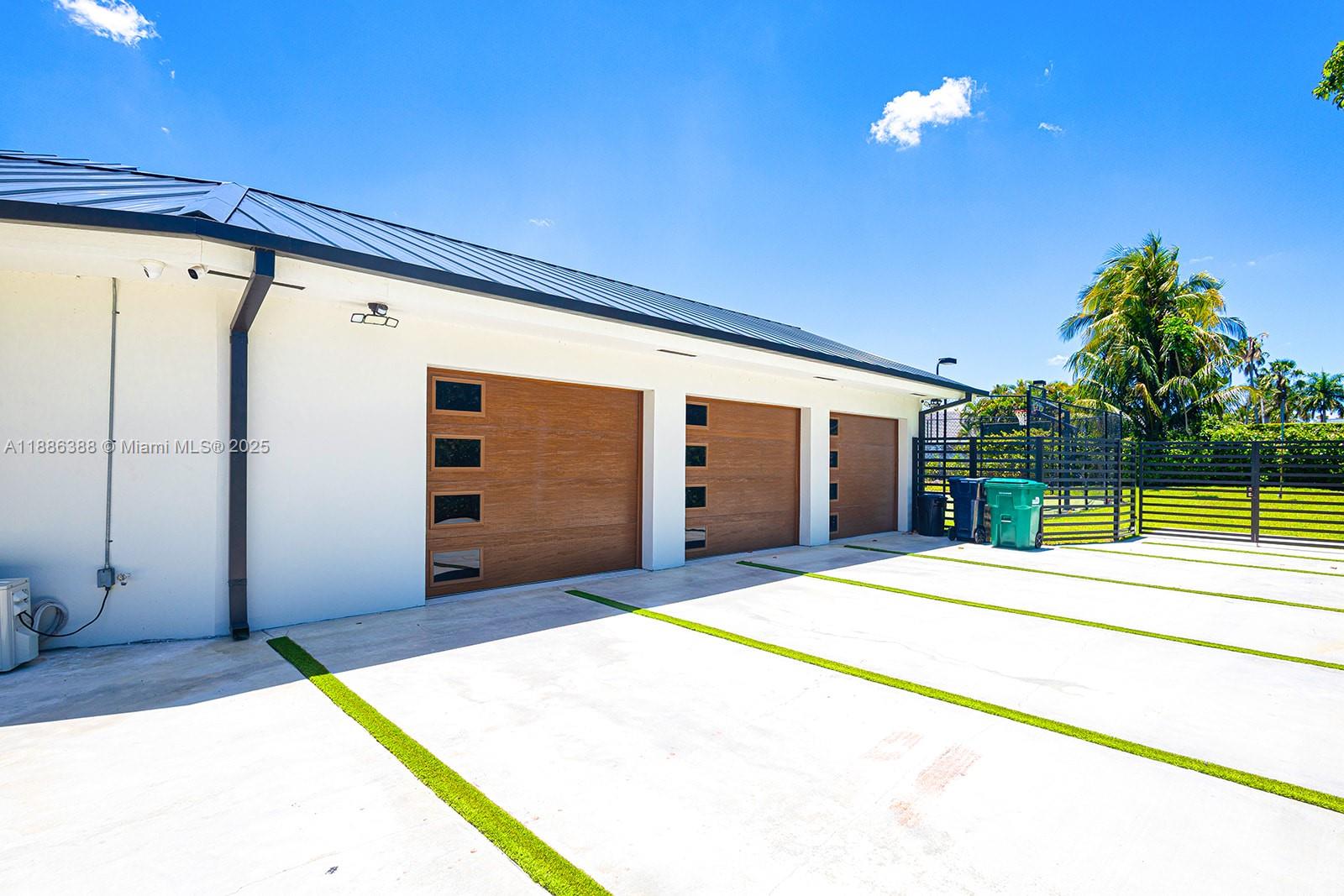 10506 SW 89th Pl Miami, FL 33176