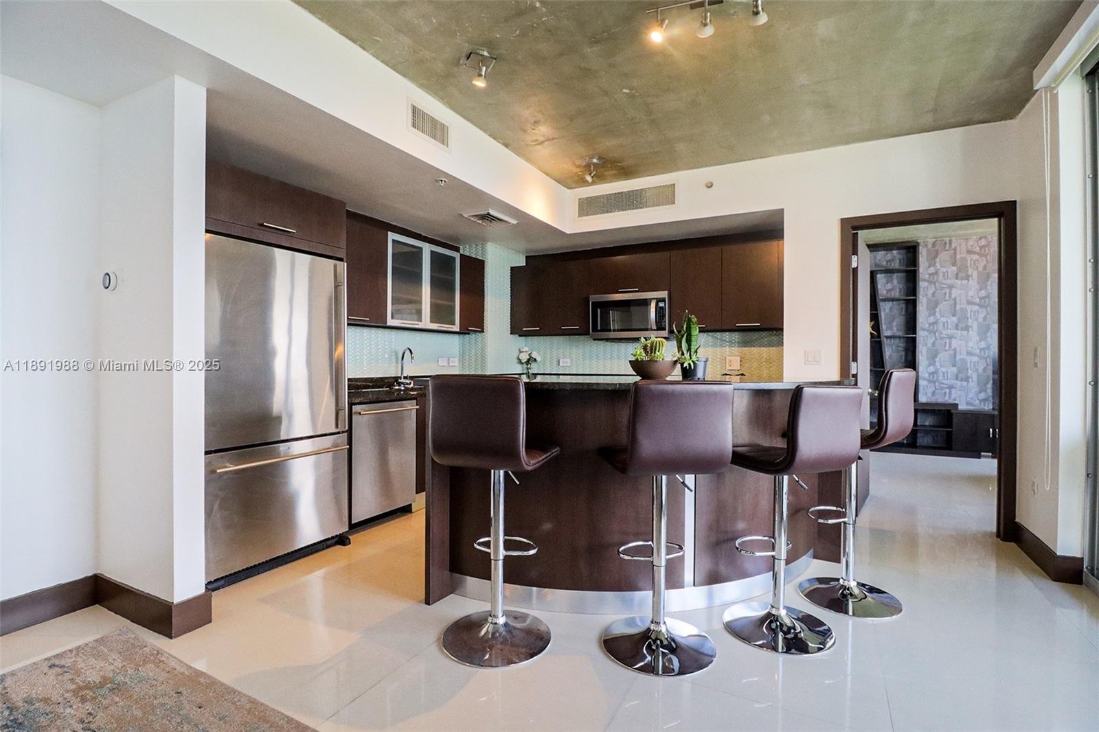 image Two Midtown Miami Condo5