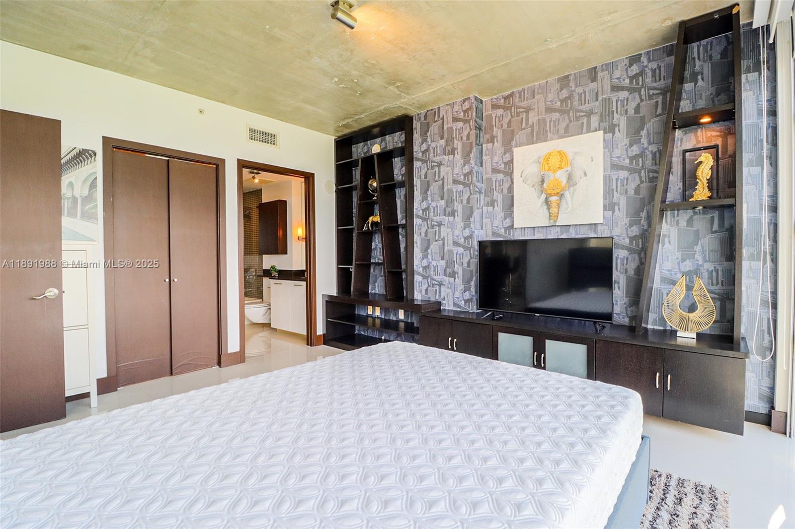 image Two Midtown Miami Condo8