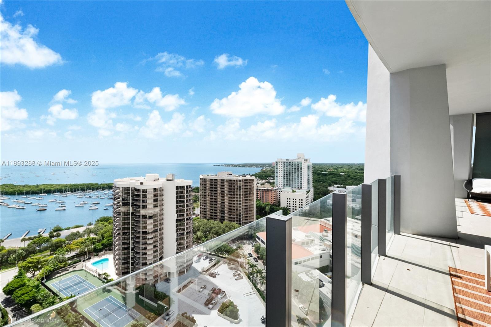2831 S Bayshore Dr #2102