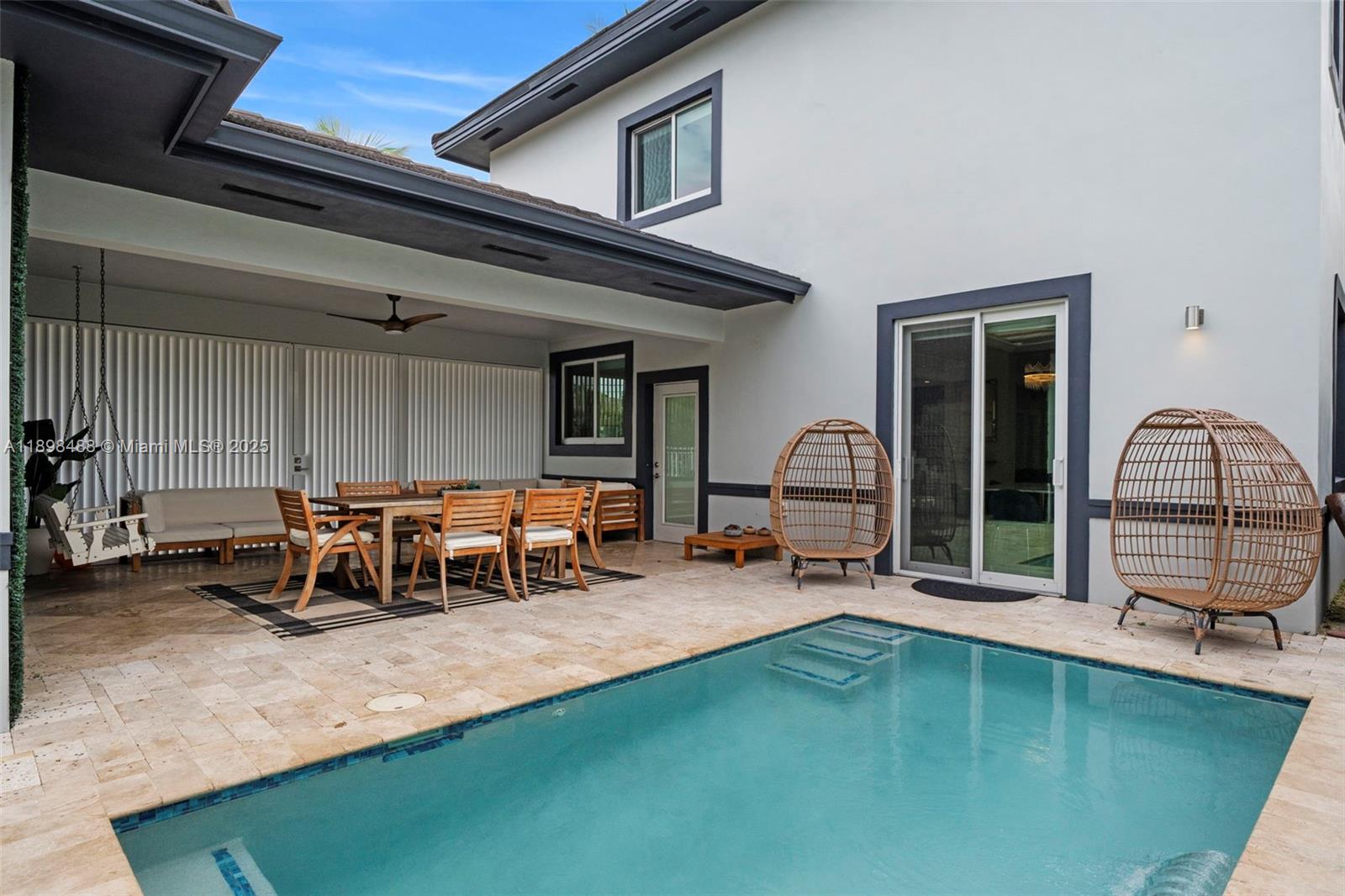 1930 SW 12th Ave Miami, FL 33129