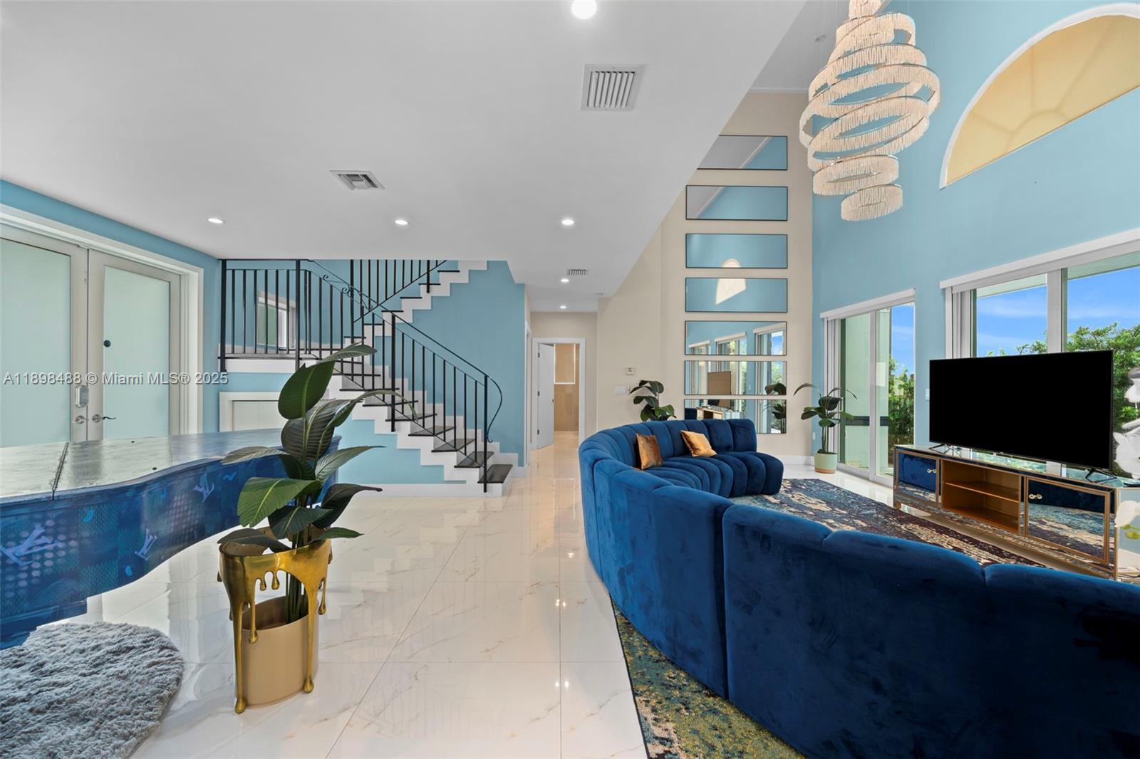 1930 SW 12th Ave Miami, FL 33129