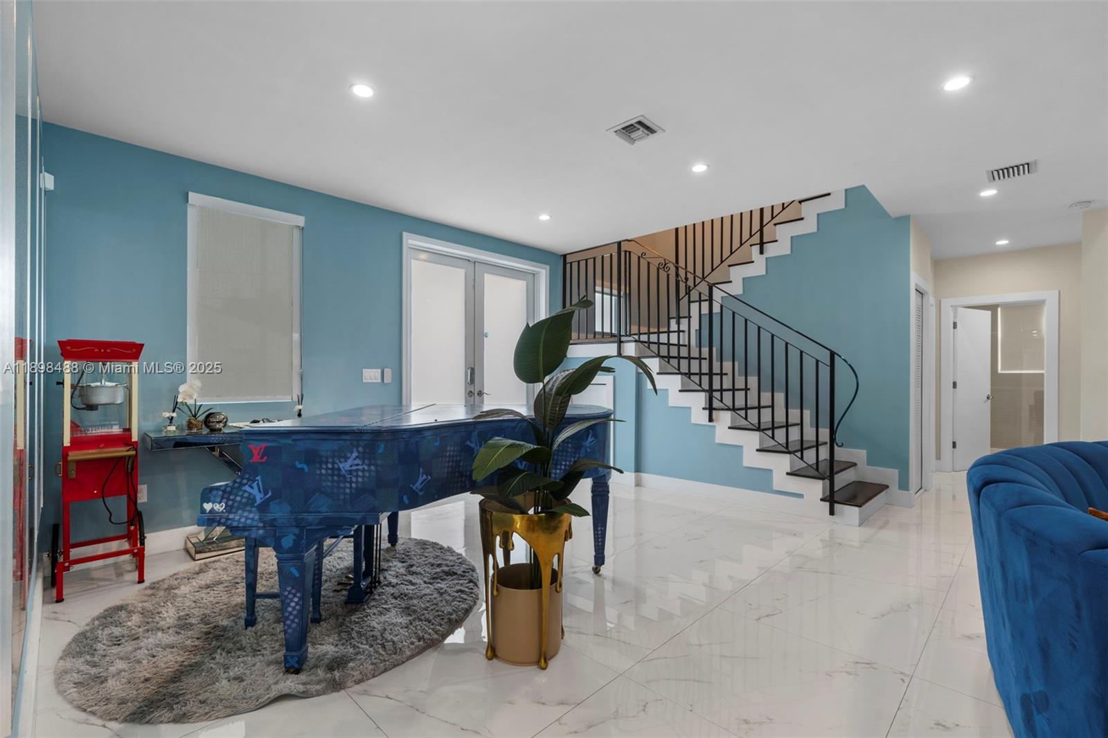 1930 SW 12th Ave Miami, FL 33129