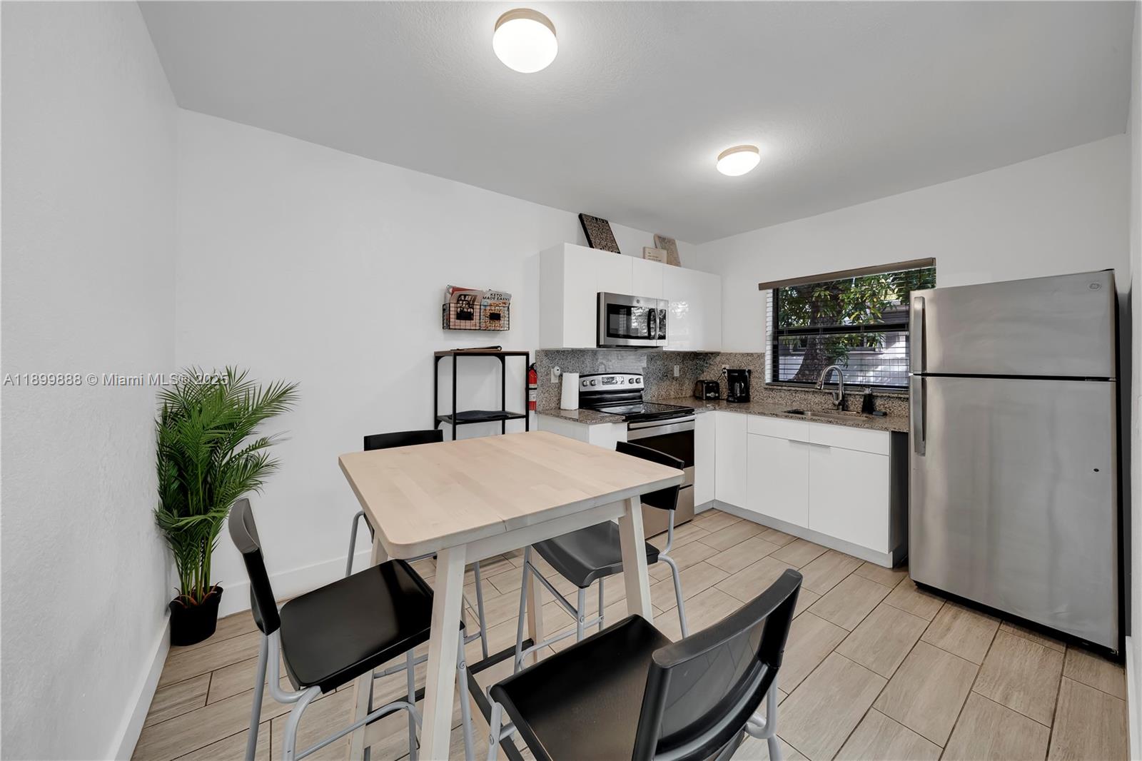 3181 NW 5th Ave Miami, FL 33127