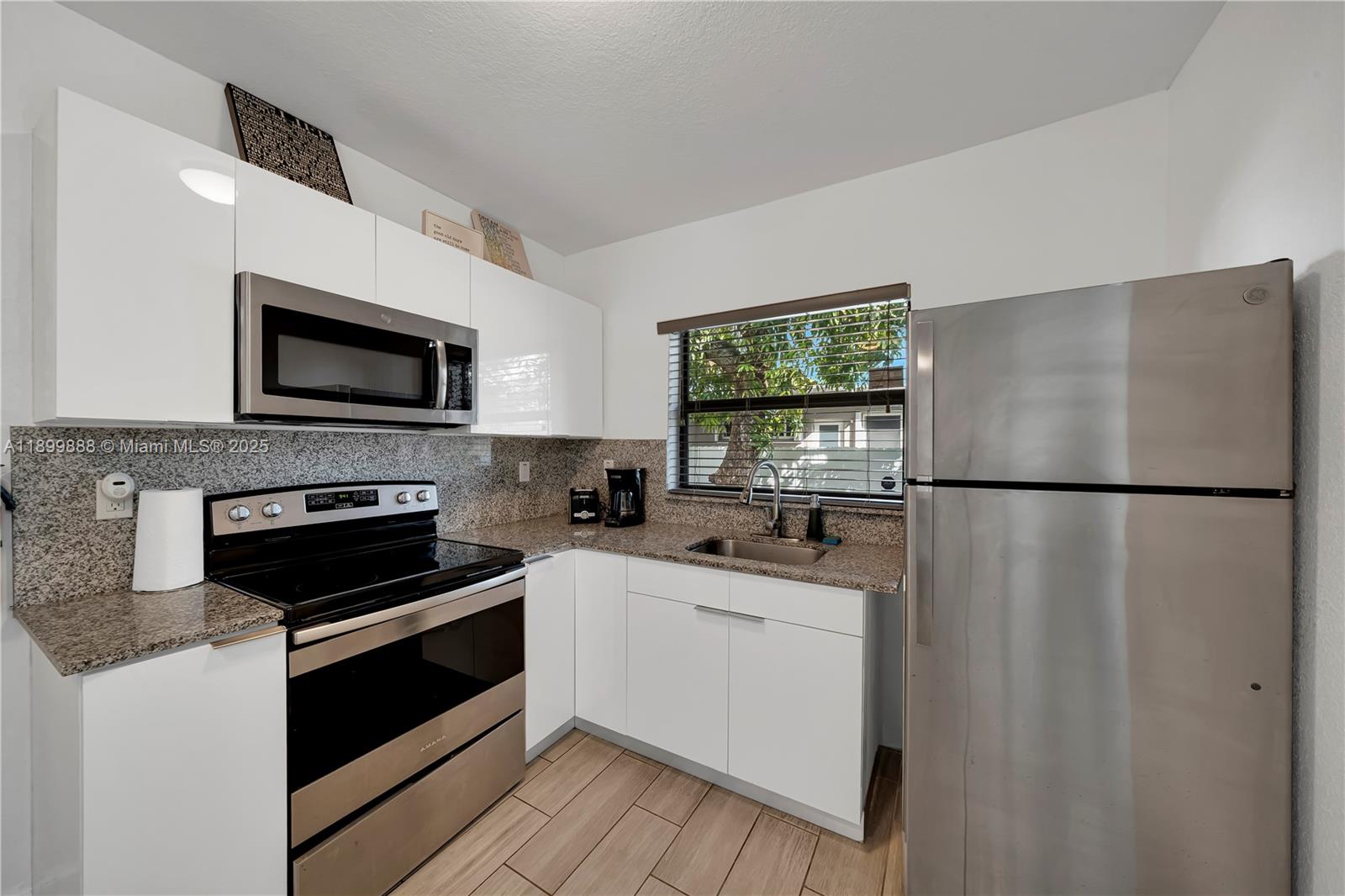 3181 NW 5th Ave Miami, FL 33127