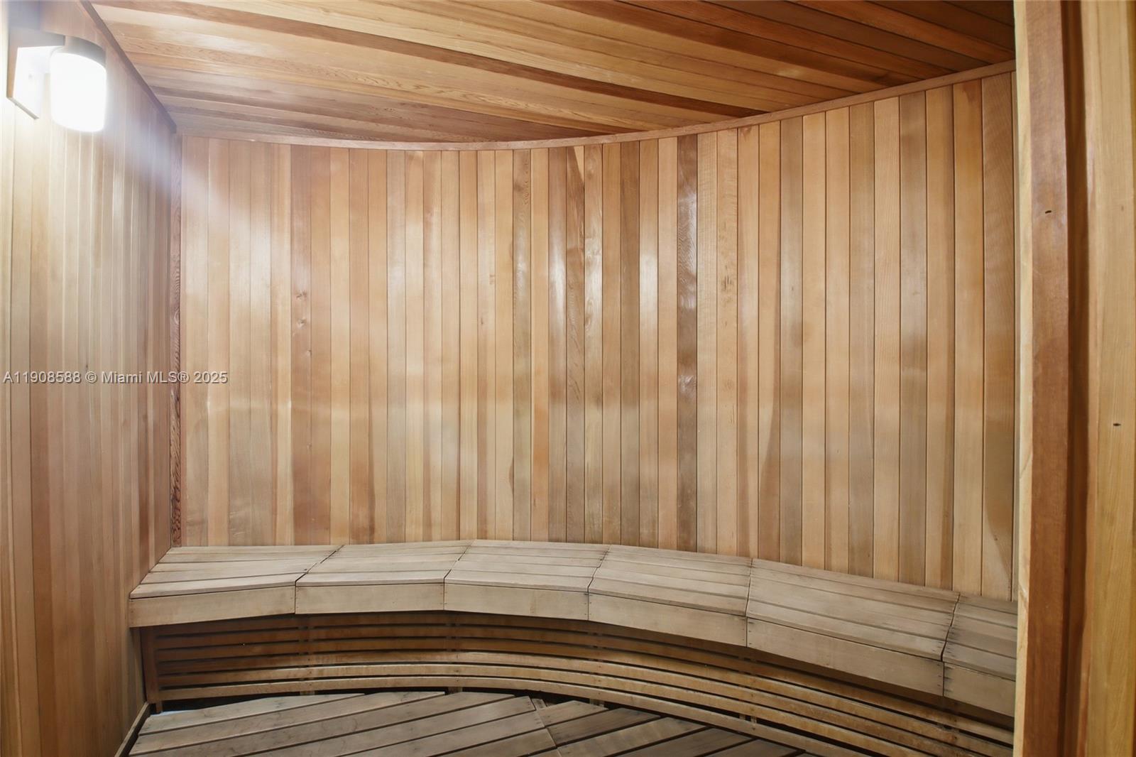 image The Cosmopolitan21