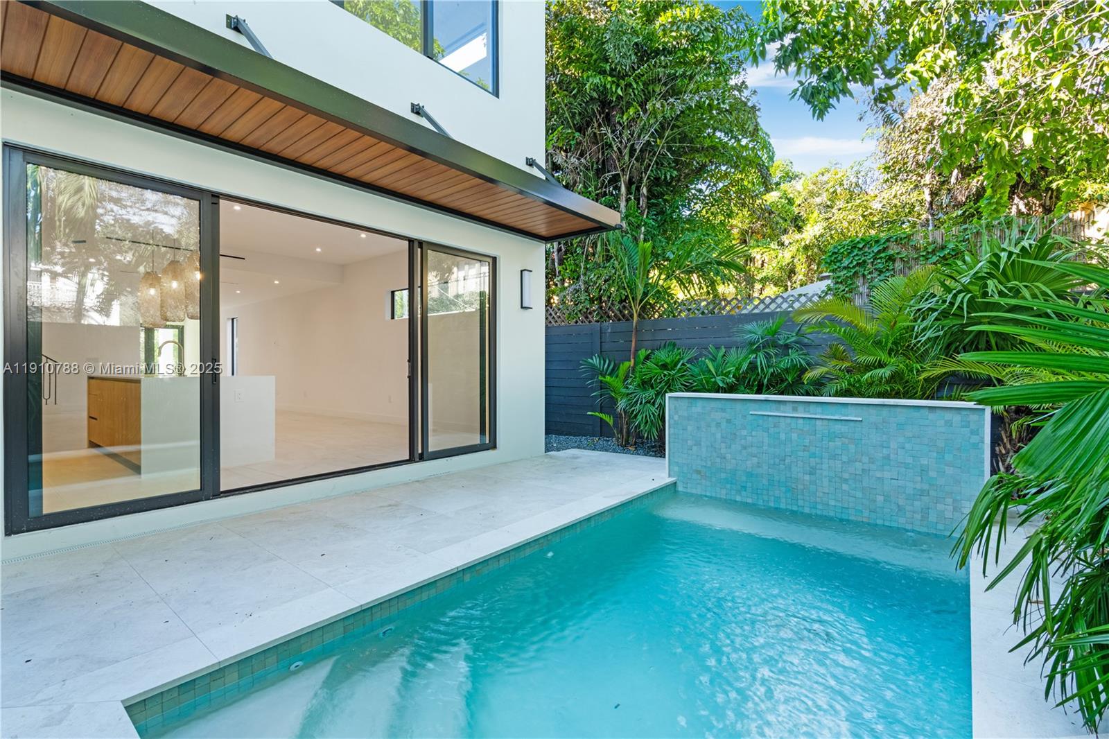 3255 Percival Ave #3255 Coconut Grove, FL 33133