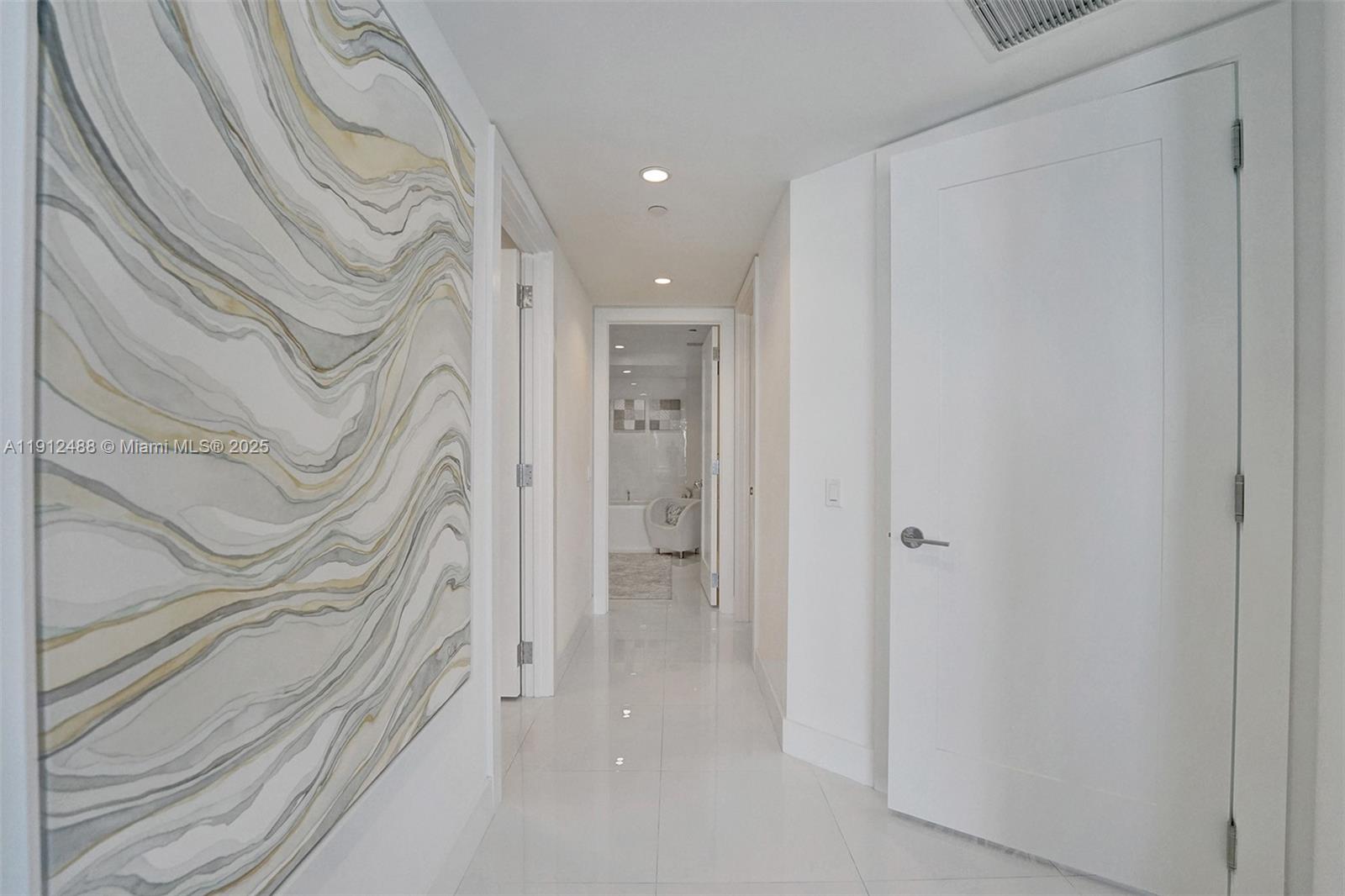 100 E Las Olas Blvd #3703 Fort Lauderdale, FL 33301