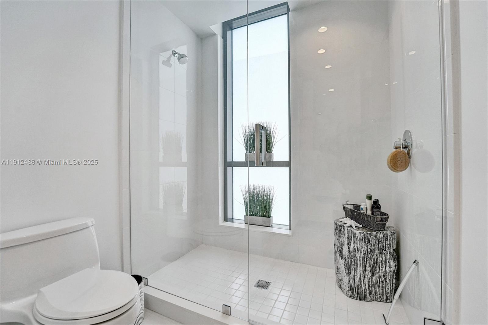 100 E Las Olas Blvd #3703 Fort Lauderdale, FL 33301