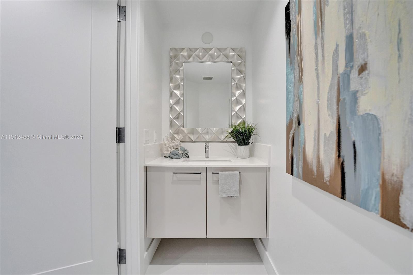 100 E Las Olas Blvd #3703 Fort Lauderdale, FL 33301