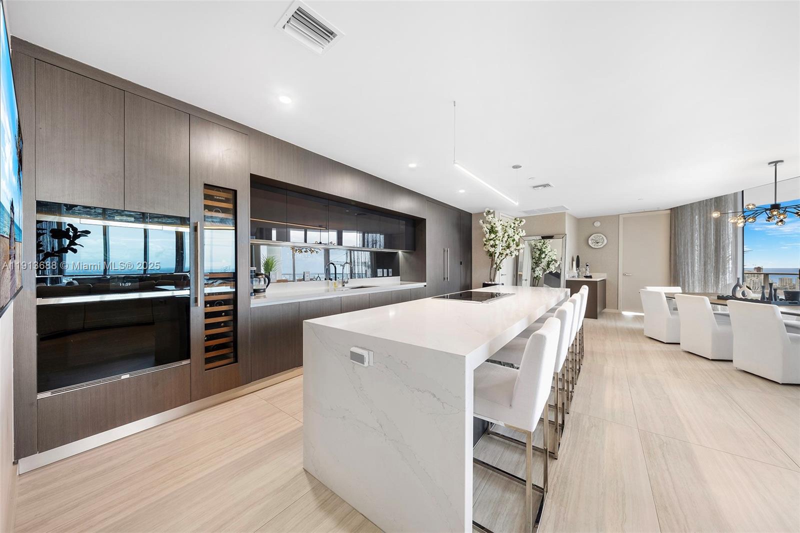 851 NE 1st Ave #5312 Miami, FL 33132