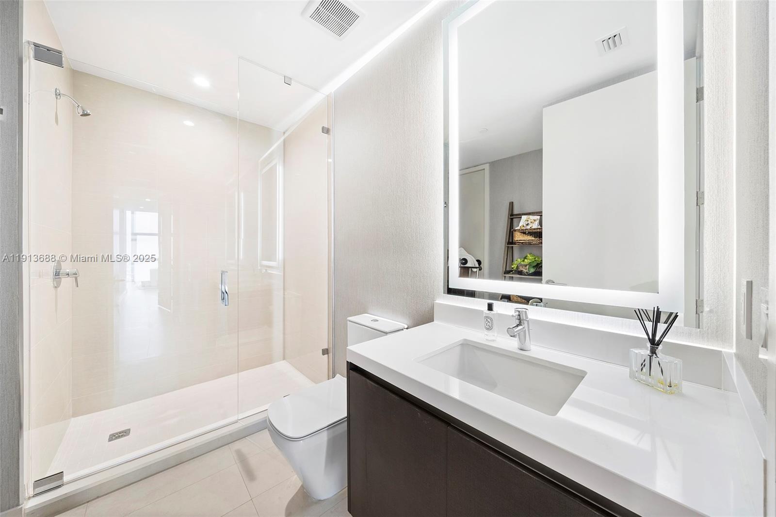 851 NE 1st Ave #5312 Miami, FL 33132