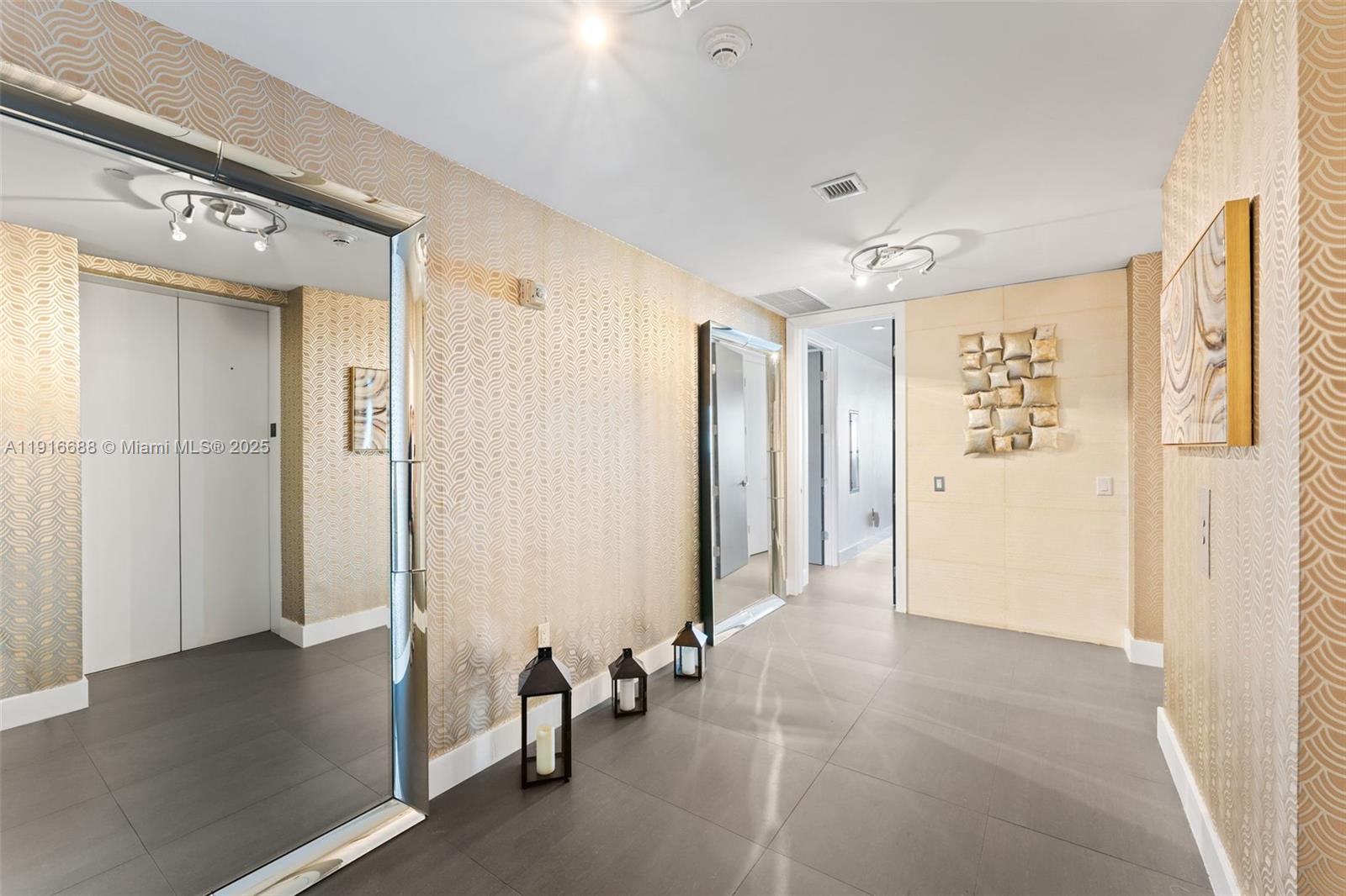 image Marquis Residences25