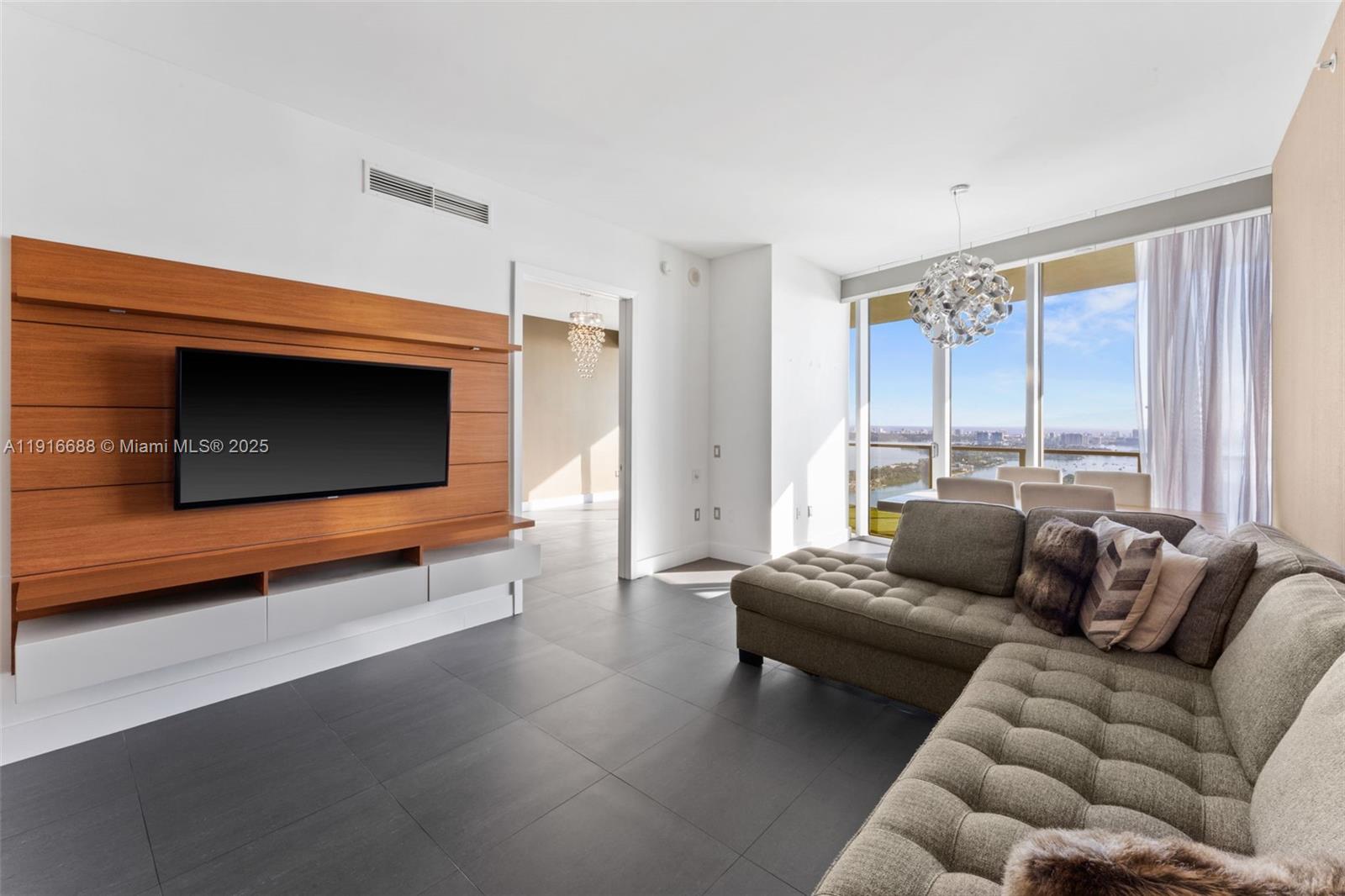 image Marquis Residences5