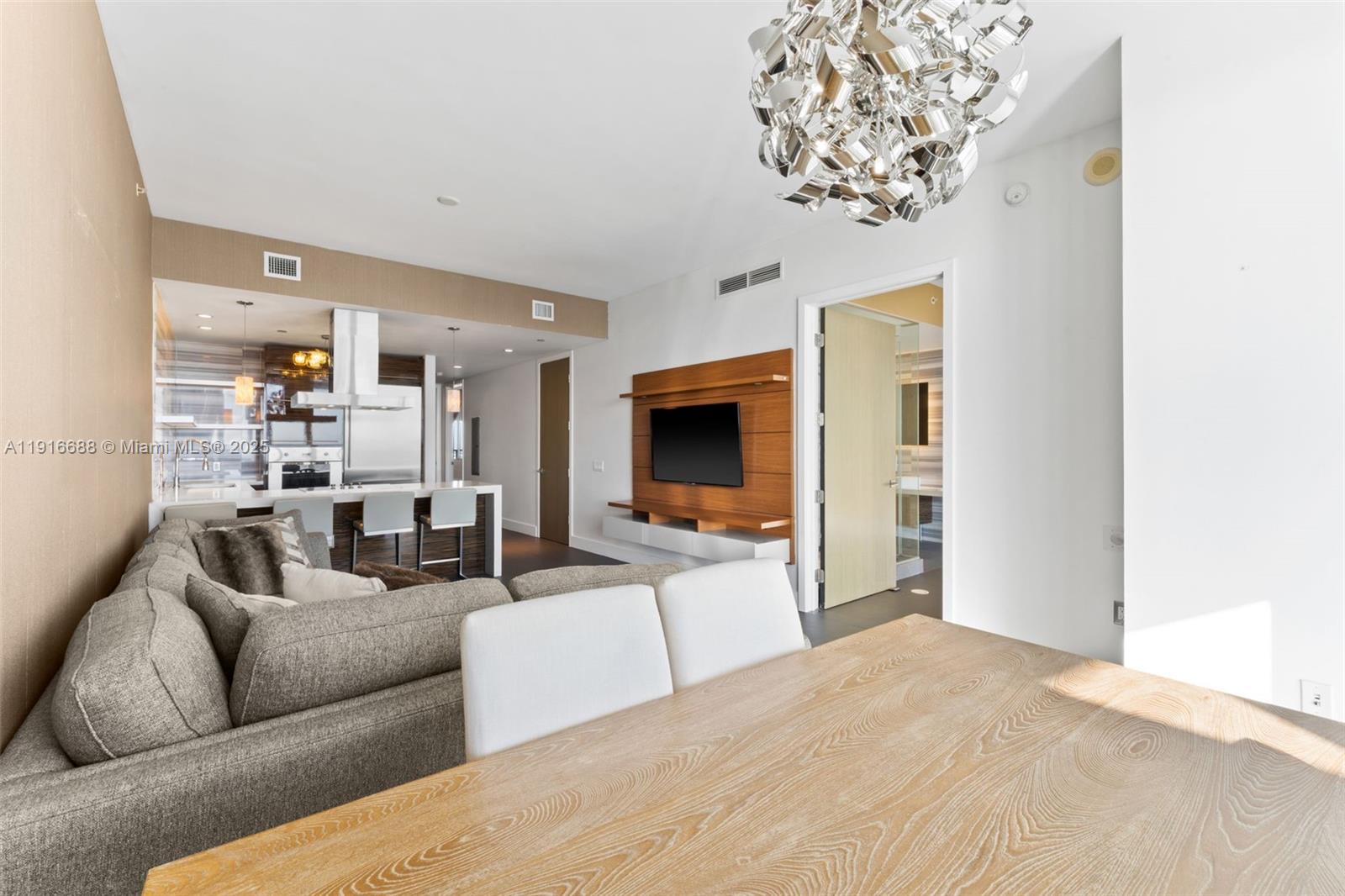 image Marquis Residences7