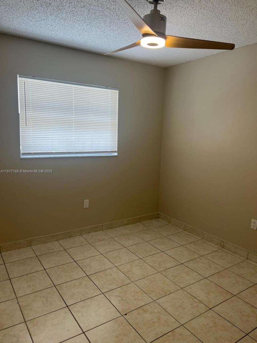 5306 W 26th Ave #102 Hialeah, FL 33016