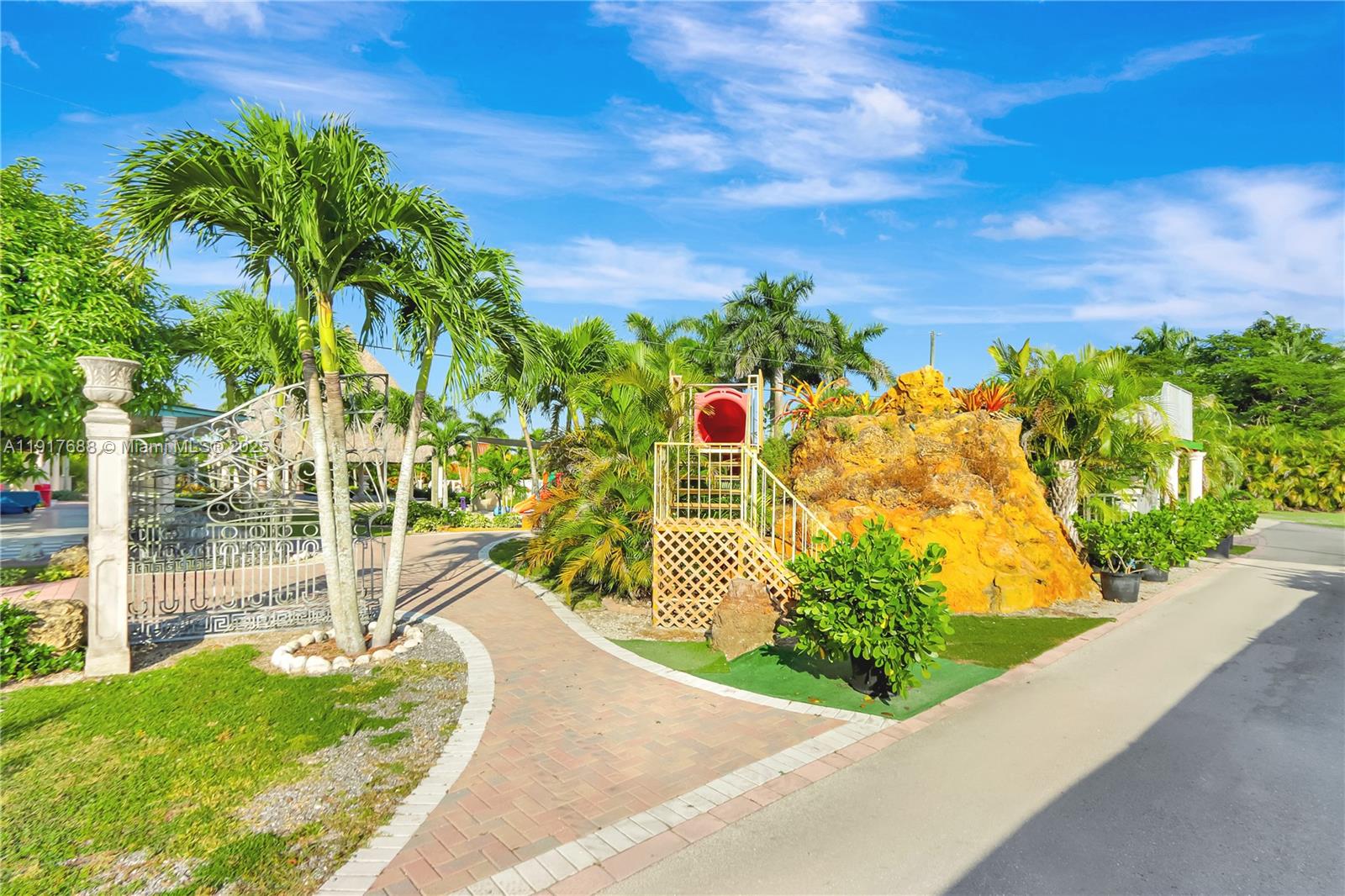 20455 SW 154th Ave Miami, FL 33187