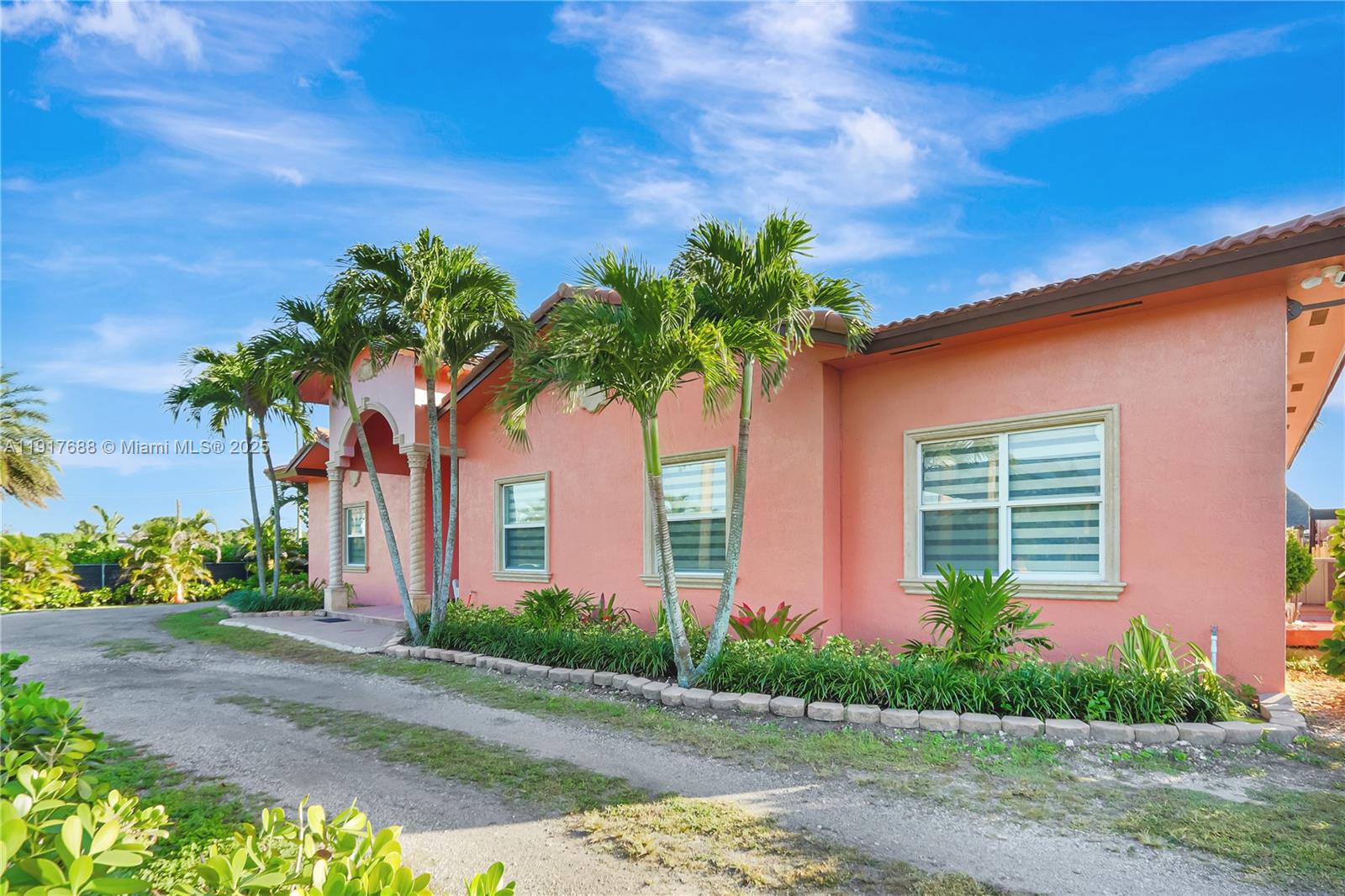 20455 SW 154th Ave Miami, FL 33187