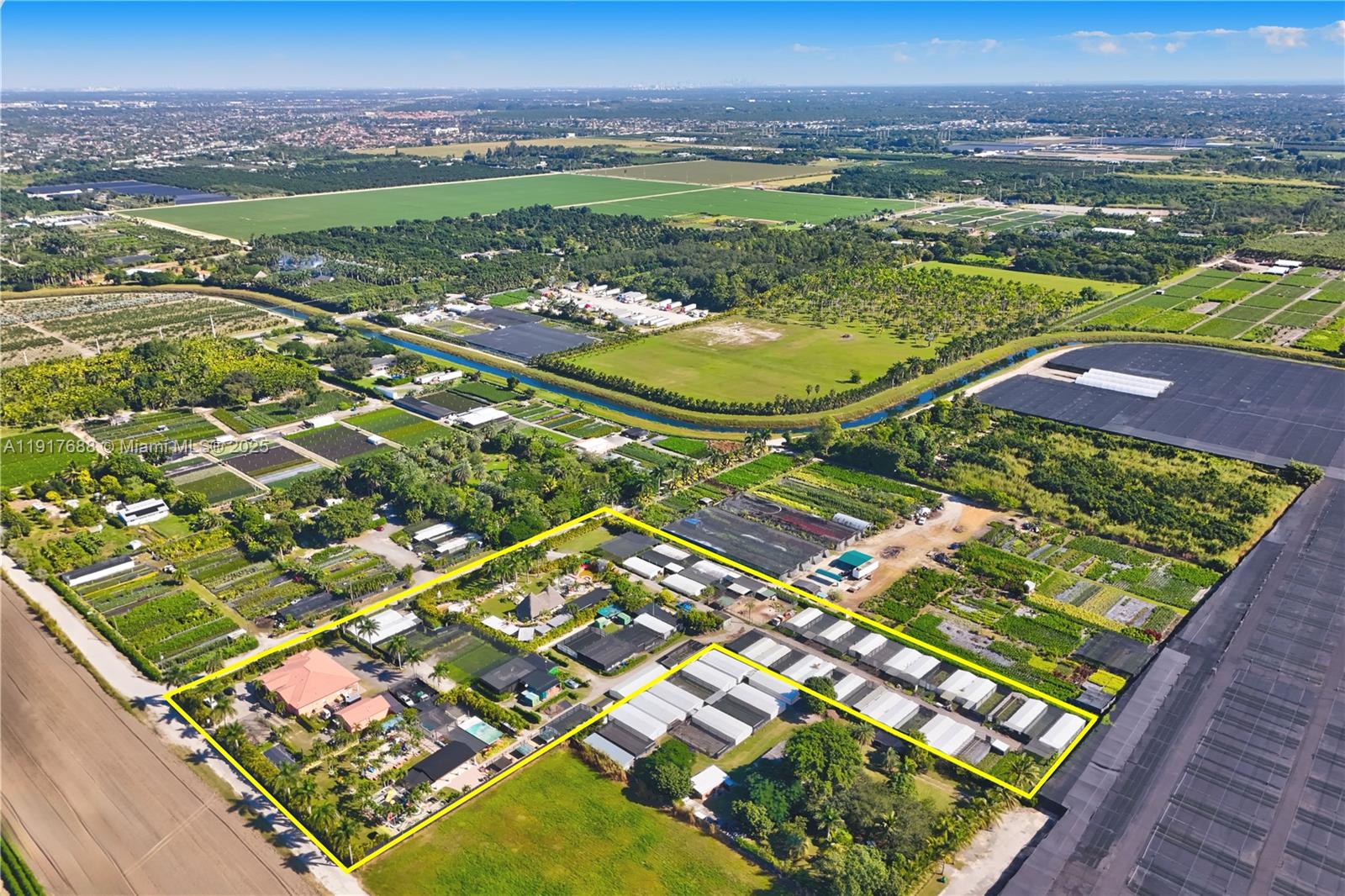 20455 SW 154th Ave Miami, FL 33187