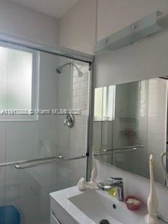 3921 N Meridian Ave #2B Miami Beach, FL 33140