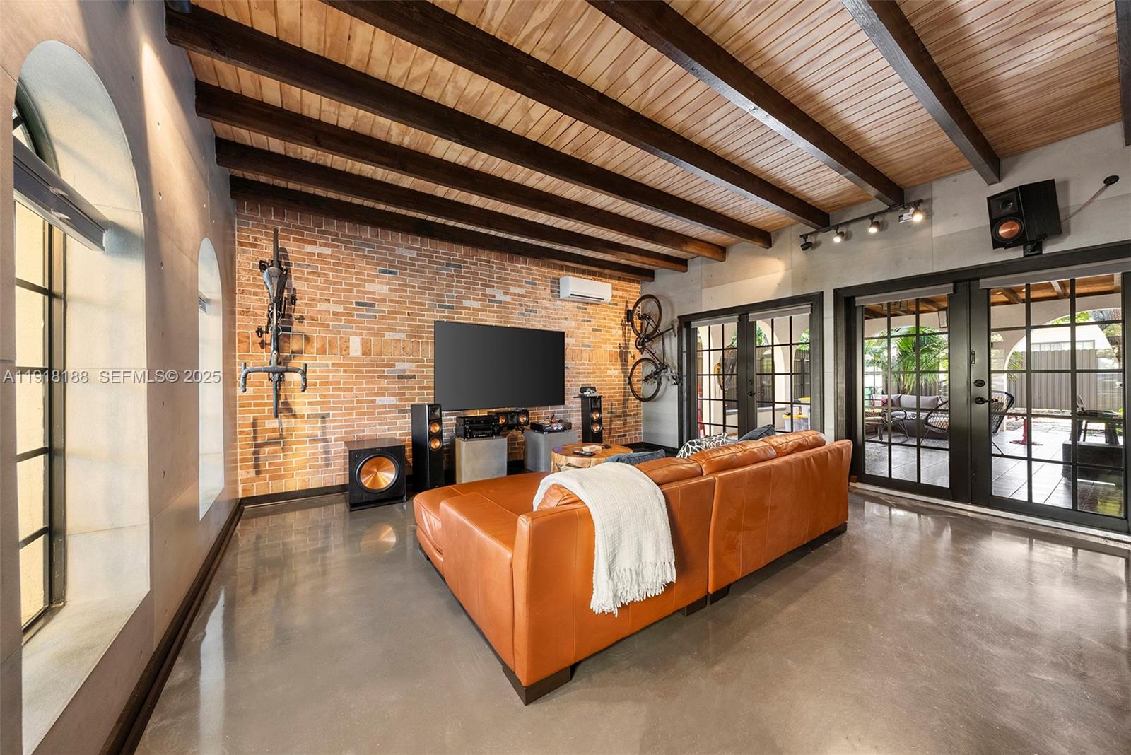 1650 SW 16th St Miami, FL 33145