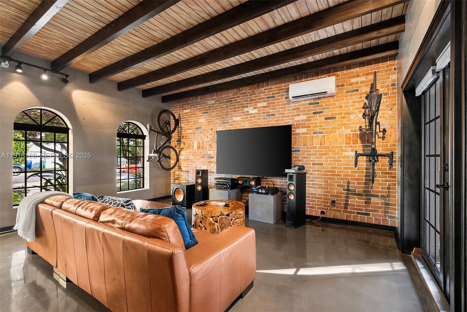 1650 SW 16th St Miami, FL 33145