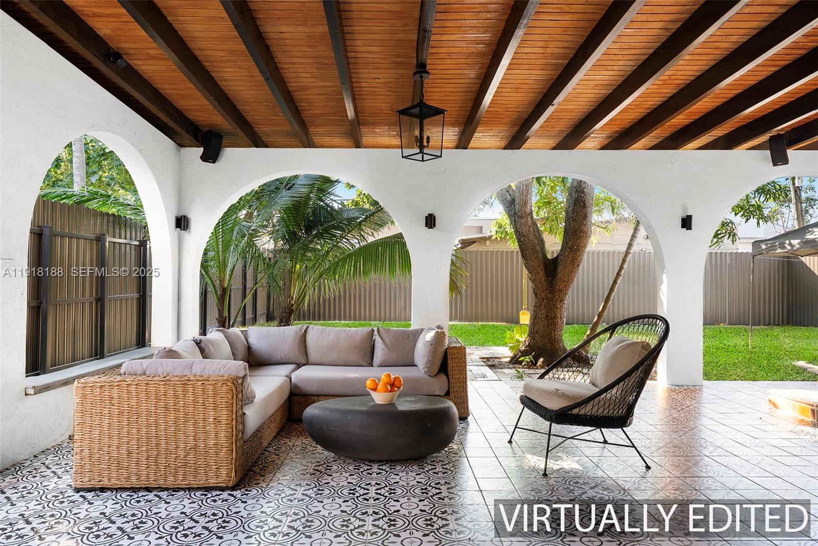 1650 SW 16th St Miami, FL 33145