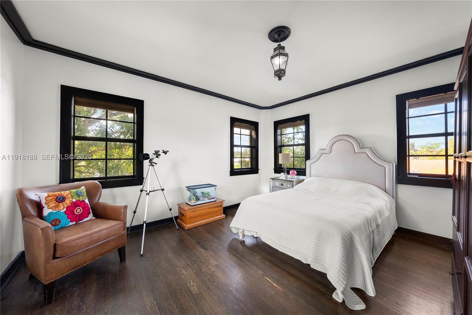 1650 SW 16th St Miami, FL 33145