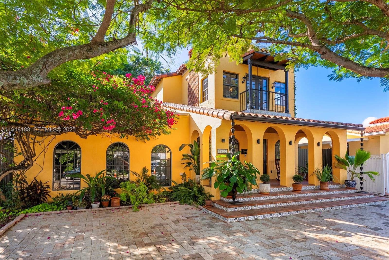 1650 SW 16th St Miami, FL 33145