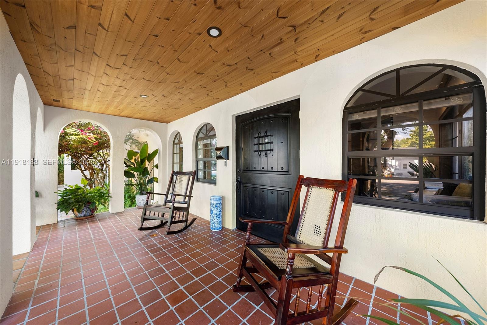 1650 SW 16th St Miami, FL 33145