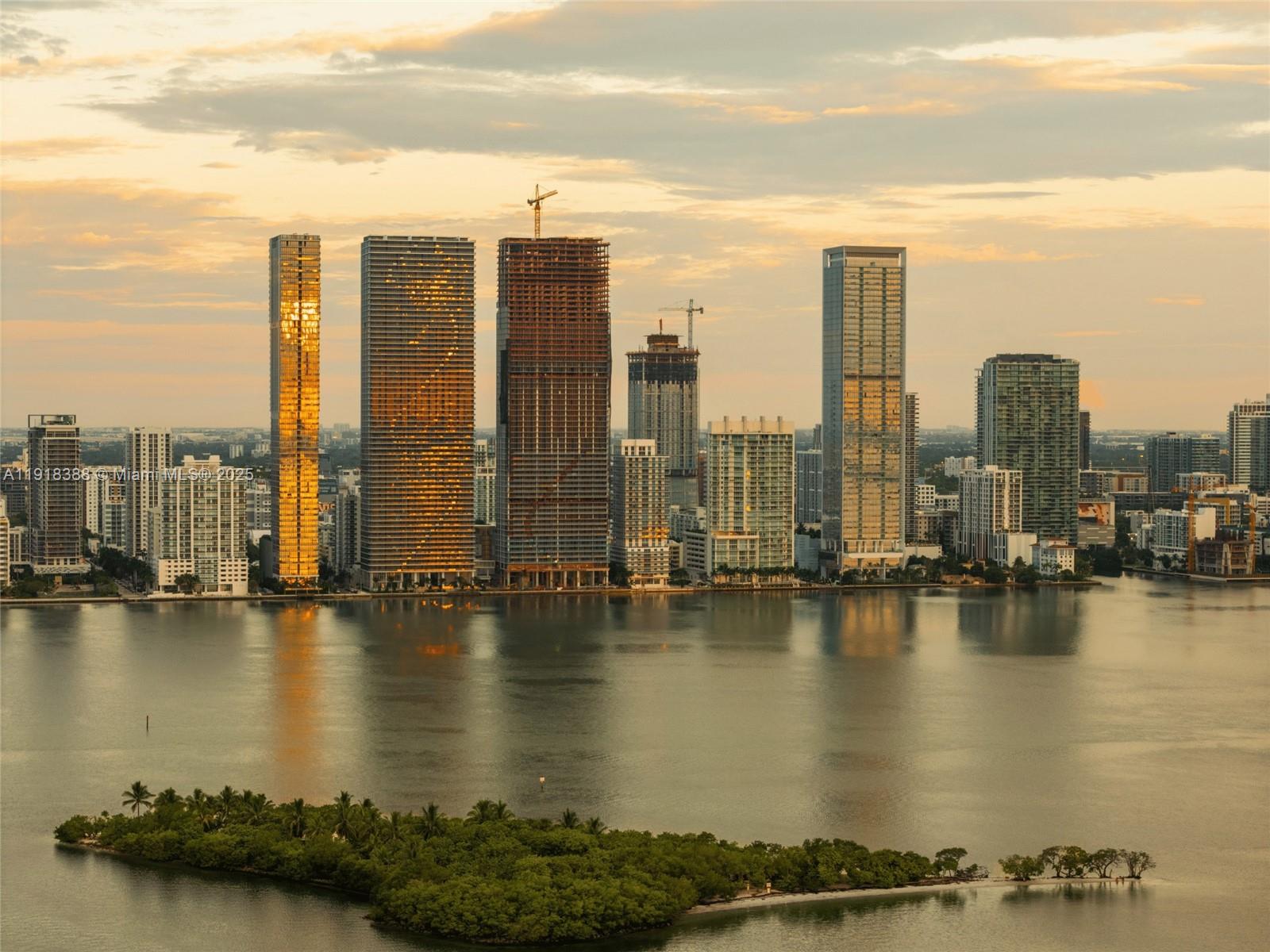 700 NE 24th St #2405 Miami, FL 33137