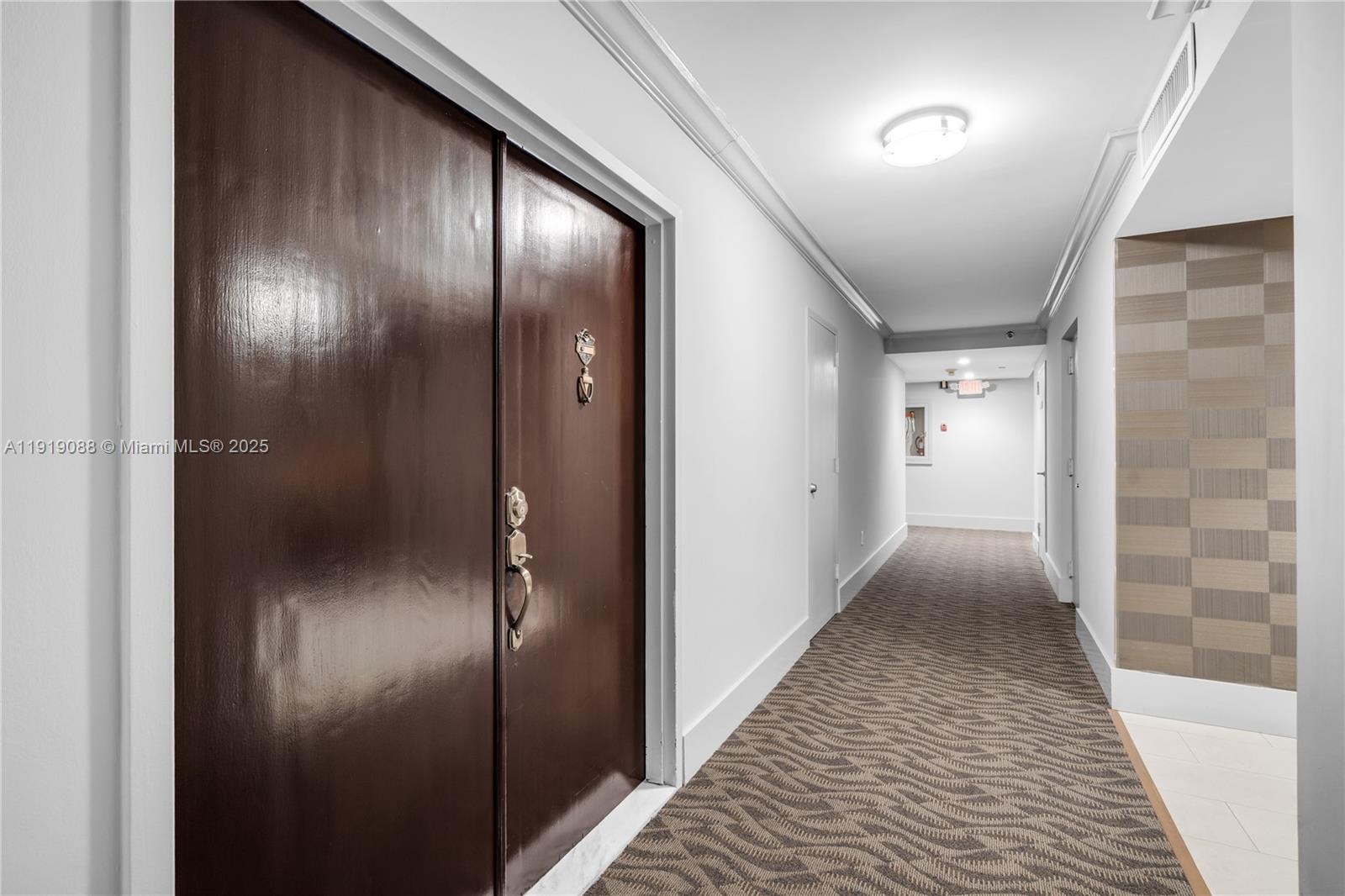 1420 Brickell Bay Dr #608B Miami, FL 33131