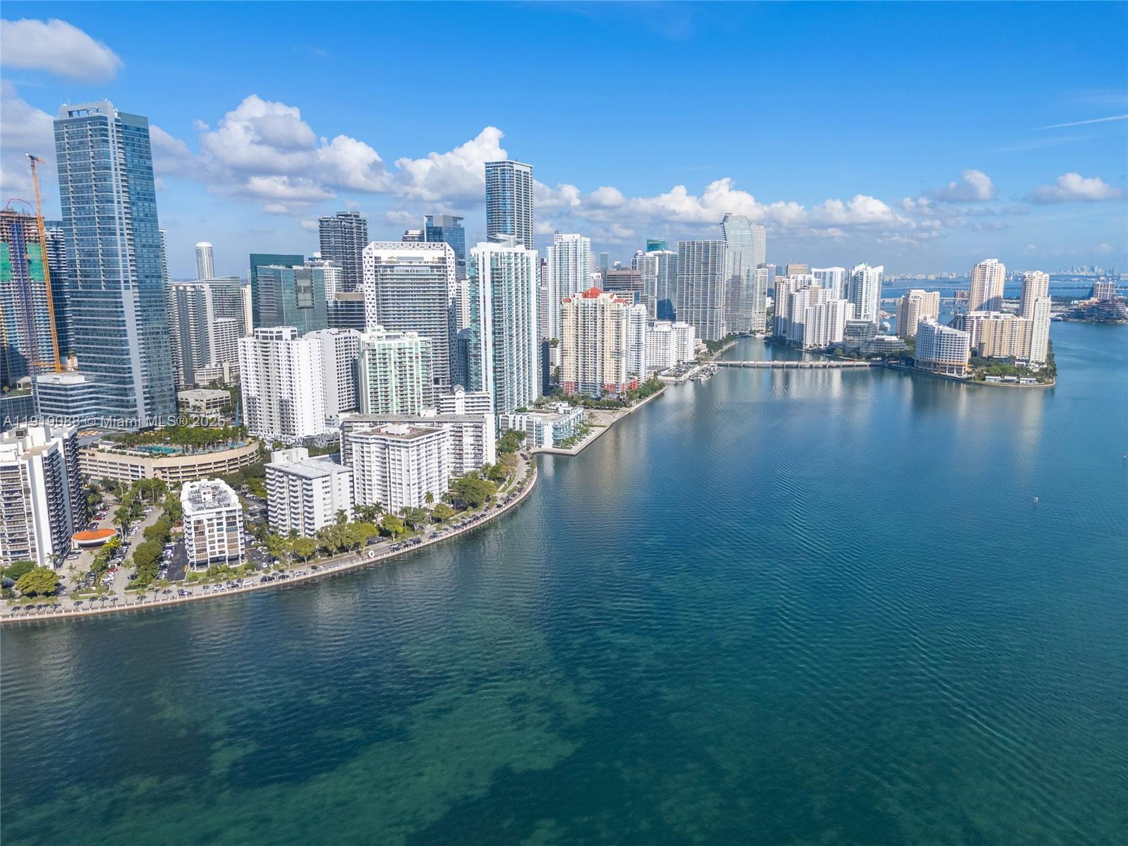 1420 Brickell Bay Dr #608B Miami, FL 33131