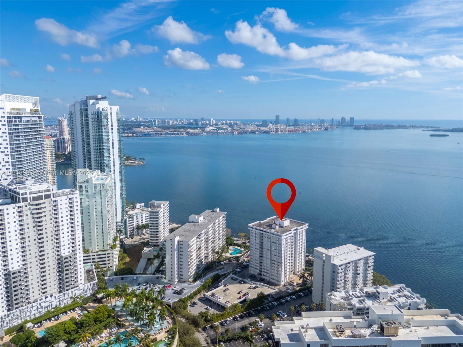 1420 Brickell Bay Dr #608B Miami, FL 33131