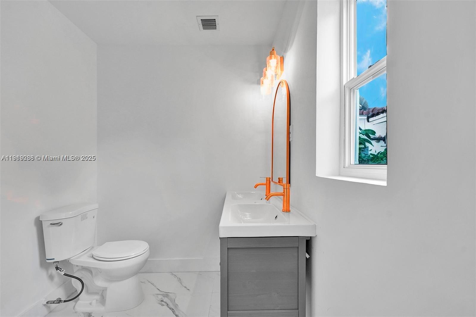 9173 Byron Ave Surfside, FL 33154