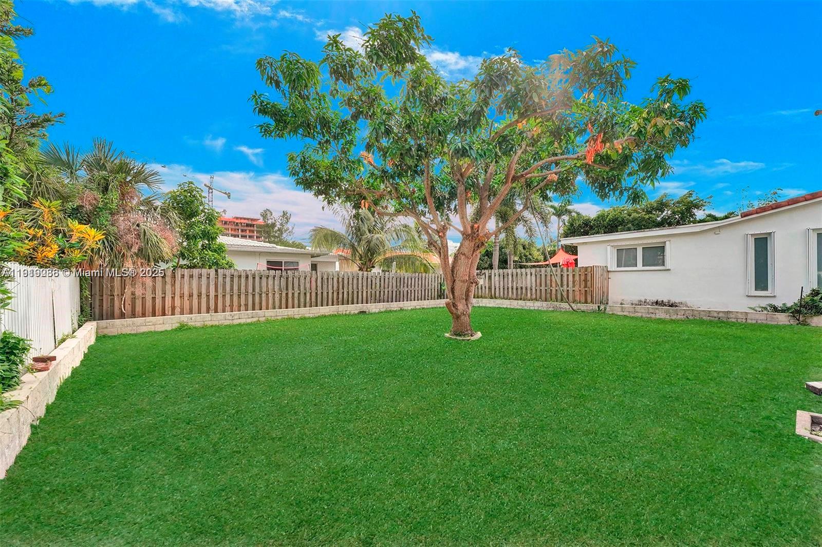 9173 Byron Ave Surfside, FL 33154