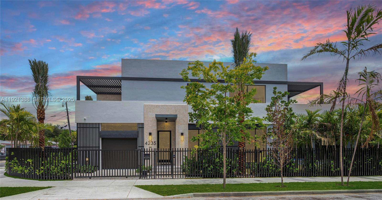 4235 NW 1st Ave Miami, FL 33127